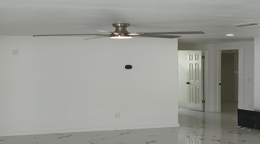 Tampa, Florida 33634, 4 Bedroom Bedrooms, ,3 Bathroombathrooms,Residential,For Sale,Fountain,0,Mfrtb8531380