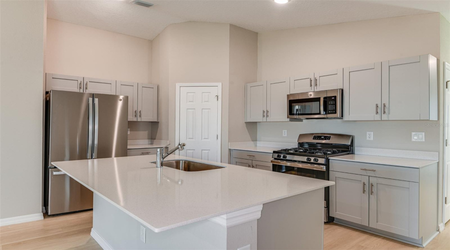 Haines City, Florida 33844, 3 Bedroom Bedrooms, ,2 Bathroombathrooms,Residential,For Sale,Prairie,0,Mfrtb8542495