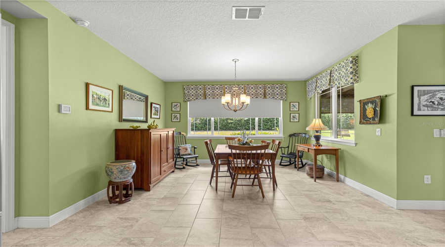 Ocala, Florida 34481, 3 Bedroom Bedrooms, ,3 Bathroombathrooms,Residential,For Sale,93Rd,0,Mfrom729474
