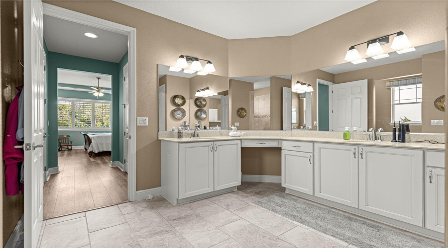 Ocala, Florida 34481, 3 Bedroom Bedrooms, ,3 Bathroombathrooms,Residential,For Sale,93Rd,0,Mfrom729474