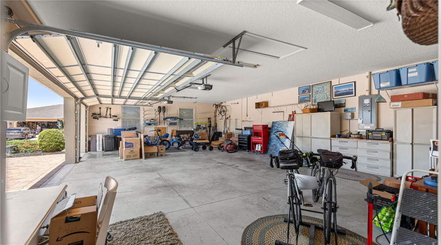 Ocala, Florida 34481, 3 Bedroom Bedrooms, ,3 Bathroombathrooms,Residential,For Sale,93Rd,0,Mfrom729474
