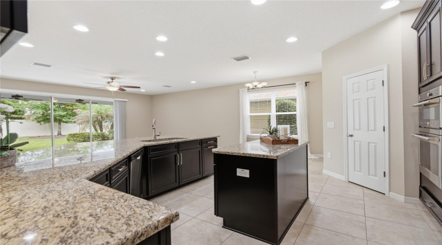 Land O Lakes, Florida 34637, 4 Bedroom Bedrooms, ,3 Bathroombathrooms,Residential,For Sale,Bella Vita,0,Mfrtb8515101