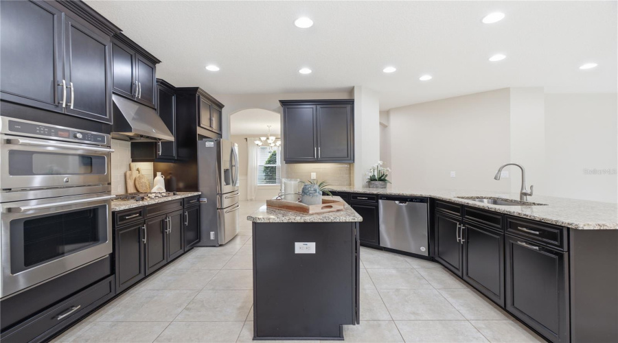 Land O Lakes, Florida 34637, 4 Bedroom Bedrooms, ,3 Bathroombathrooms,Residential,For Sale,Bella Vita,0,Mfrtb8515101