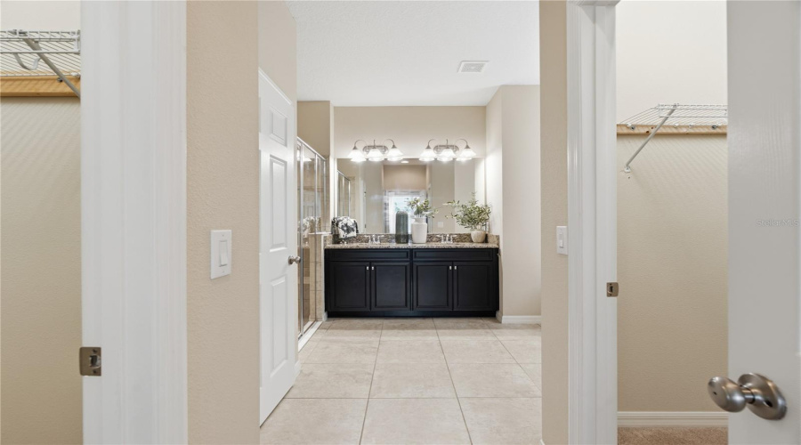 Land O Lakes, Florida 34637, 4 Bedroom Bedrooms, ,3 Bathroombathrooms,Residential,For Sale,Bella Vita,0,Mfrtb8515101