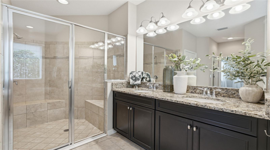 Land O Lakes, Florida 34637, 4 Bedroom Bedrooms, ,3 Bathroombathrooms,Residential,For Sale,Bella Vita,0,Mfrtb8515101