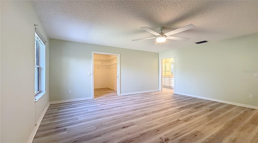 Master-Bedroom