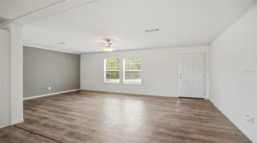 Weeki Wachee, Florida 34613, 4 Bedroom Bedrooms, ,2 Bathroombathrooms,Residential,For Sale,Round Lake,0,Mfrw7884685