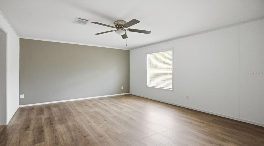 Weeki Wachee, Florida 34613, 4 Bedroom Bedrooms, ,2 Bathroombathrooms,Residential,For Sale,Round Lake,0,Mfrw7884685