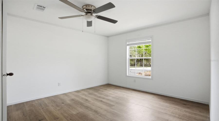 Weeki Wachee, Florida 34613, 4 Bedroom Bedrooms, ,2 Bathroombathrooms,Residential,For Sale,Round Lake,0,Mfrw7884685