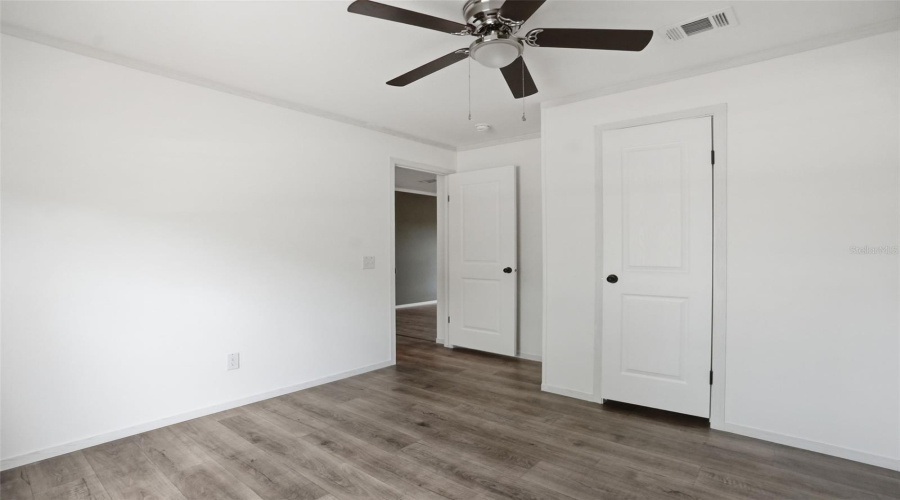 Weeki Wachee, Florida 34613, 4 Bedroom Bedrooms, ,2 Bathroombathrooms,Residential,For Sale,Round Lake,0,Mfrw7884685