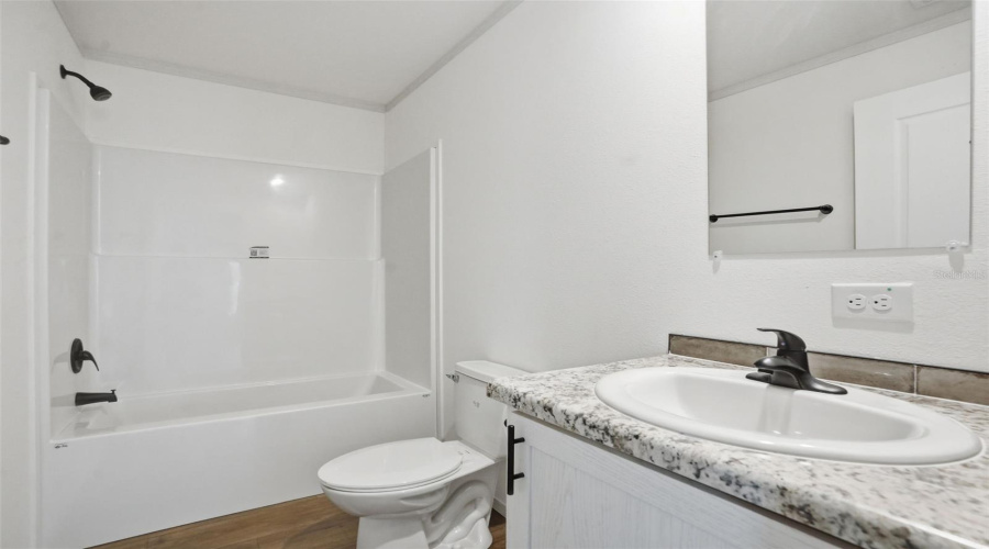 Weeki Wachee, Florida 34613, 4 Bedroom Bedrooms, ,2 Bathroombathrooms,Residential,For Sale,Round Lake,0,Mfrw7884685
