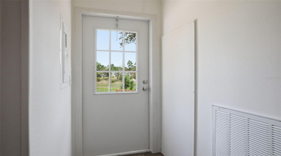 Weeki Wachee, Florida 34613, 4 Bedroom Bedrooms, ,2 Bathroombathrooms,Residential,For Sale,Round Lake,0,Mfrw7884685