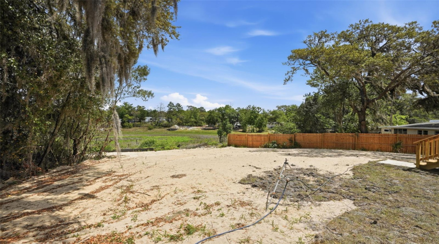 Weeki Wachee, Florida 34613, 4 Bedroom Bedrooms, ,2 Bathroombathrooms,Residential,For Sale,Round Lake,0,Mfrw7884685