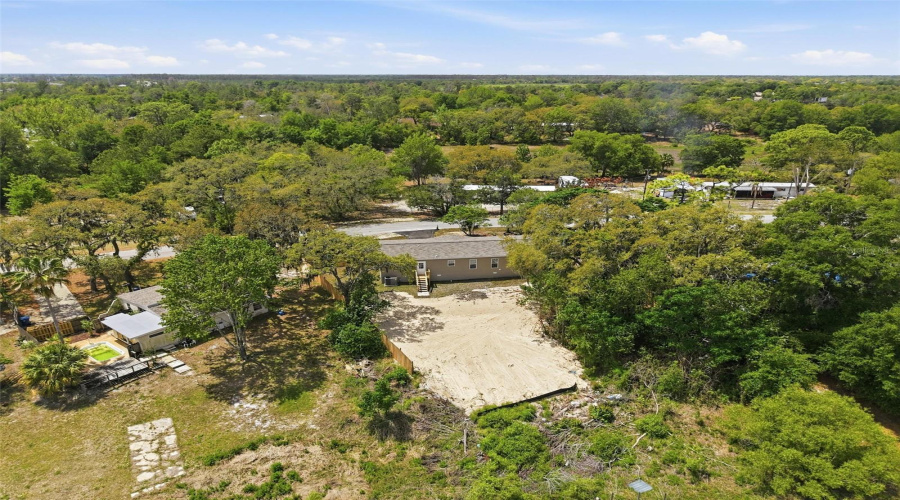 Weeki Wachee, Florida 34613, 4 Bedroom Bedrooms, ,2 Bathroombathrooms,Residential,For Sale,Round Lake,0,Mfrw7884685