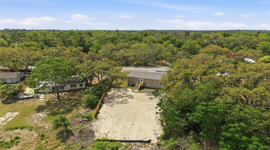 Weeki Wachee, Florida 34613, 4 Bedroom Bedrooms, ,2 Bathroombathrooms,Residential,For Sale,Round Lake,0,Mfrw7884685