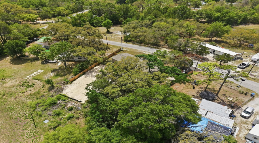 Weeki Wachee, Florida 34613, 4 Bedroom Bedrooms, ,2 Bathroombathrooms,Residential,For Sale,Round Lake,0,Mfrw7884685