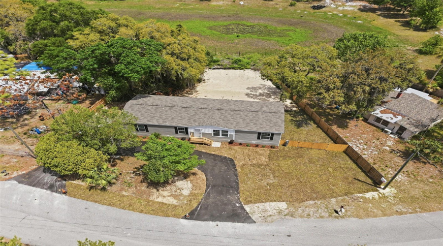 Weeki Wachee, Florida 34613, 4 Bedroom Bedrooms, ,2 Bathroombathrooms,Residential,For Sale,Round Lake,0,Mfrw7884685