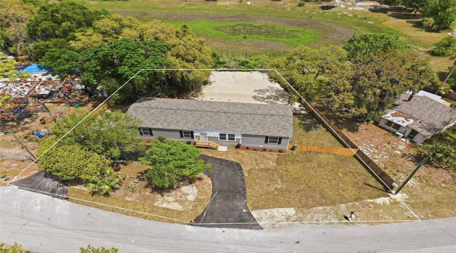 Weeki Wachee, Florida 34613, 4 Bedroom Bedrooms, ,2 Bathroombathrooms,Residential,For Sale,Round Lake,0,Mfrw7884685