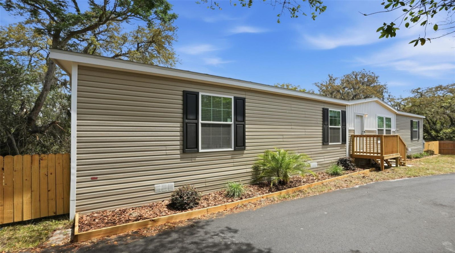 Weeki Wachee, Florida 34613, 4 Bedroom Bedrooms, ,2 Bathroombathrooms,Residential,For Sale,Round Lake,0,Mfrw7884685