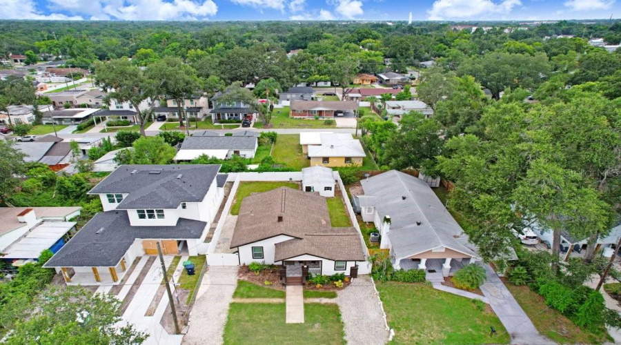 Tampa, Florida 33604, 3 Bedroom Bedrooms, ,2 Bathroombathrooms,Residential,For Sale,Hiawatha,0,Mfrtb8535812