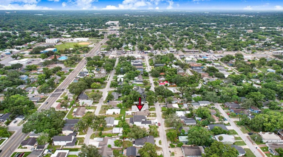 Tampa, Florida 33604, 3 Bedroom Bedrooms, ,2 Bathroombathrooms,Residential,For Sale,Hiawatha,0,Mfrtb8535812