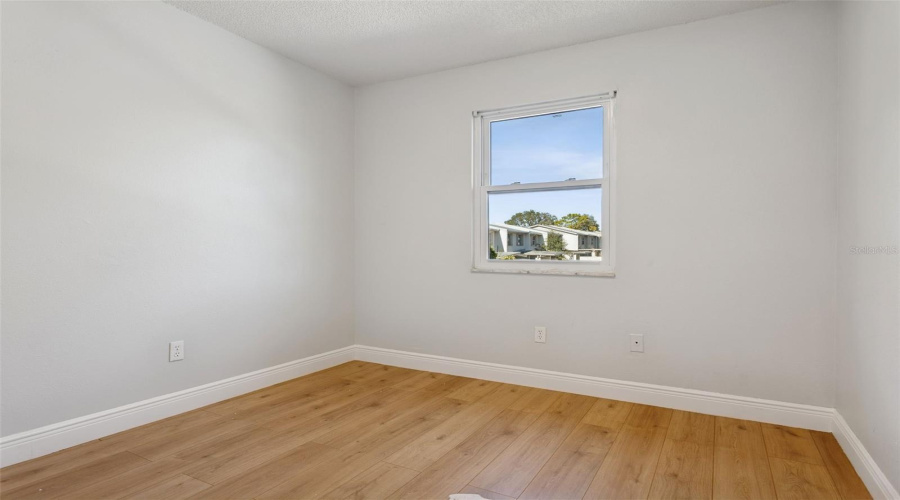 Tampa, Florida 33617, 3 Bedroom Bedrooms, ,2 Bathroombathrooms,Residential,For Sale,Tennis Court,0,Mfrtb8466695