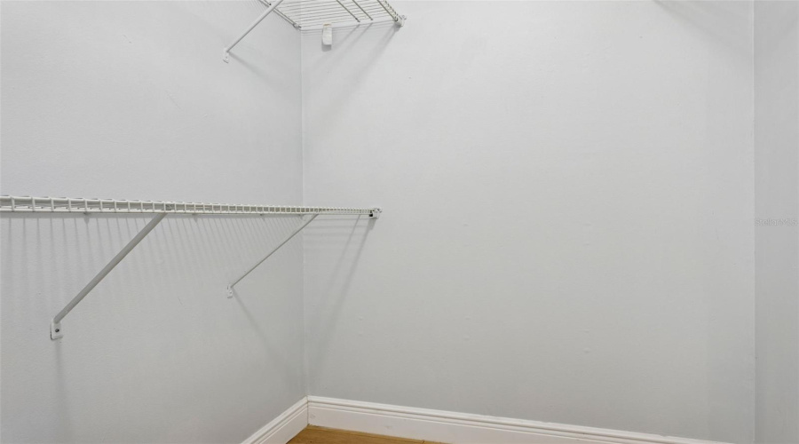 Tampa, Florida 33617, 3 Bedroom Bedrooms, ,2 Bathroombathrooms,Residential,For Sale,Tennis Court,0,Mfrtb8466695
