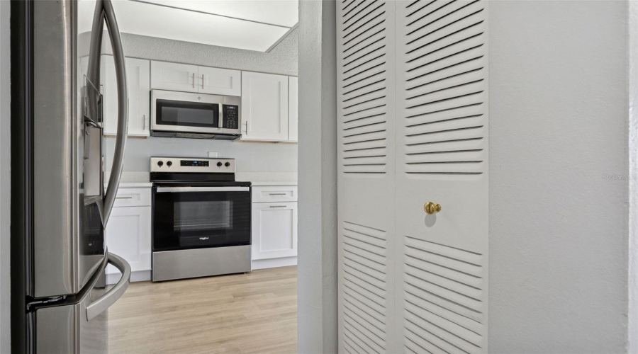 Tampa, Florida 33617, 3 Bedroom Bedrooms, ,2 Bathroombathrooms,Residential,For Sale,Tennis Court,0,Mfrtb8466695