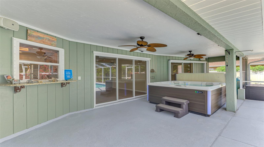 North Port, Florida 34286, 3 Bedroom Bedrooms, ,2 Bathroombathrooms,Residential,For Sale,Slayton,0,Mfrn6144903