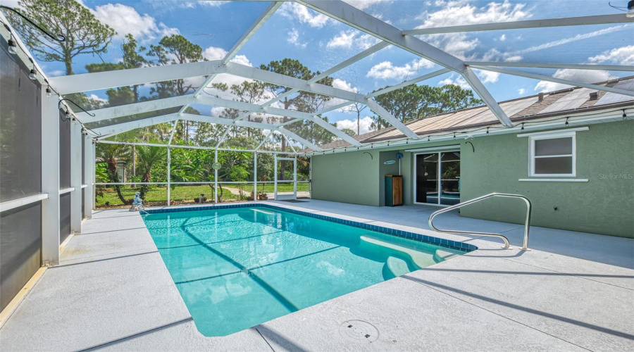 North Port, Florida 34286, 3 Bedroom Bedrooms, ,2 Bathroombathrooms,Residential,For Sale,Slayton,0,Mfrn6144903