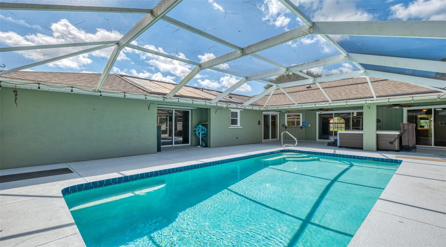 North Port, Florida 34286, 3 Bedroom Bedrooms, ,2 Bathroombathrooms,Residential,For Sale,Slayton,0,Mfrn6144903