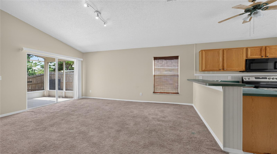 Orlando, Florida 32828, 3 Bedroom Bedrooms, ,2 Bathroombathrooms,Residential,For Sale,Emeraldview,0,Mfro6433744
