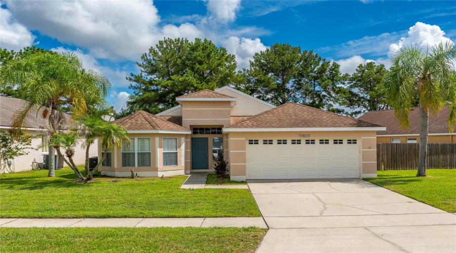 Orlando, Florida 32828, 3 Bedroom Bedrooms, ,2 Bathroombathrooms,Residential,For Sale,Emeraldview,0,Mfro6433744