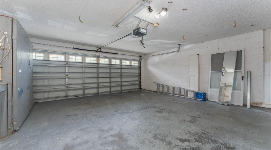 Orlando, Florida 32828, 3 Bedroom Bedrooms, ,2 Bathroombathrooms,Residential,For Sale,Emeraldview,0,Mfro6433744