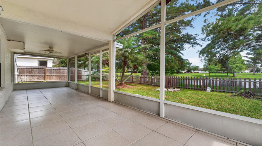 Orlando, Florida 32828, 3 Bedroom Bedrooms, ,2 Bathroombathrooms,Residential,For Sale,Emeraldview,0,Mfro6433744