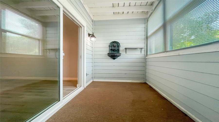 St Petersburg, Florida 33702, 1 Bedroom Bedrooms, ,1 Bathroombathrooms,Residential,For Sale,Gandy,0,Mfrtb8532936