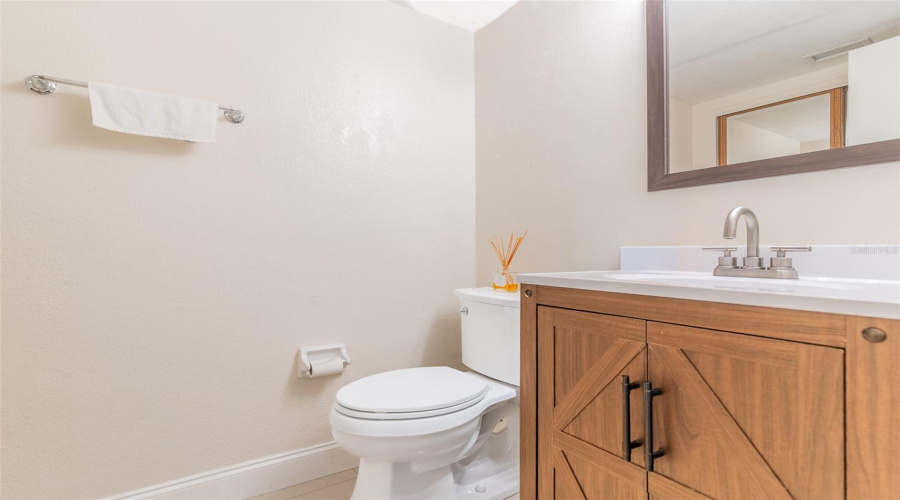 Lakeland, Florida 33801, 4 Bedroom Bedrooms, ,2 Bathroombathrooms,Residential,For Sale,Crystal Lake,0,Mfrl4958401