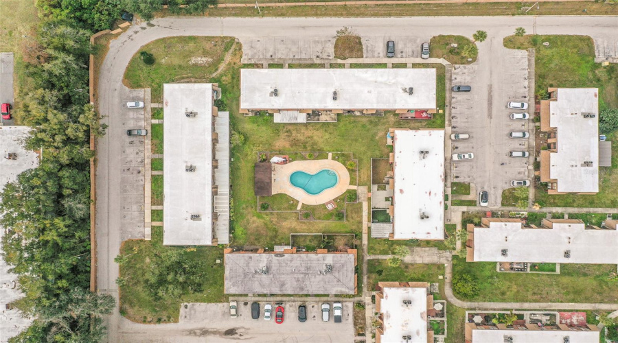 Lakeland, Florida 33801, 4 Bedroom Bedrooms, ,2 Bathroombathrooms,Residential,For Sale,Crystal Lake,0,Mfrl4958401