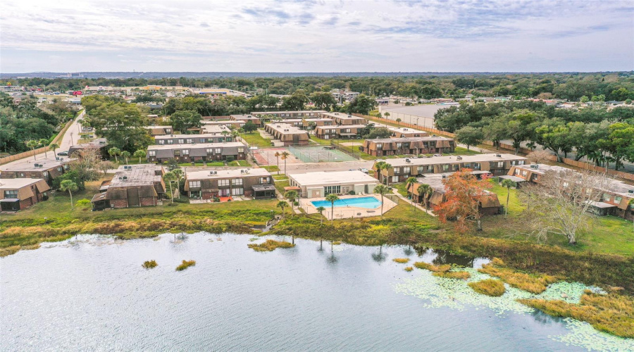 Lakeland, Florida 33801, 4 Bedroom Bedrooms, ,2 Bathroombathrooms,Residential,For Sale,Crystal Lake,0,Mfrl4958401