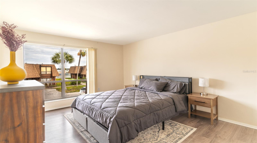Lakeland, Florida 33801, 4 Bedroom Bedrooms, ,2 Bathroombathrooms,Residential,For Sale,Crystal Lake,0,Mfrl4958401