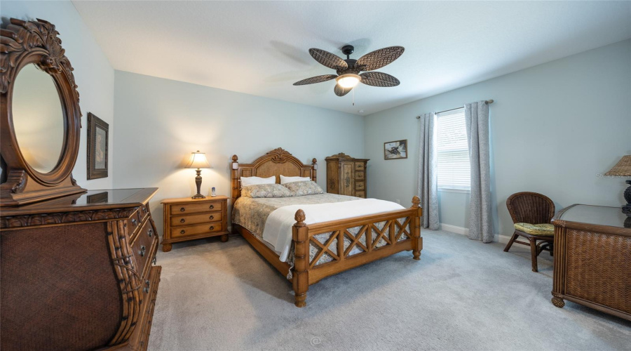 2Nd Bedroom W/ Walk In Closet