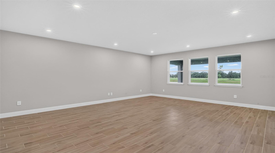 Parrish, Florida 34219, 4 Bedroom Bedrooms, ,2 Bathroombathrooms,Residential,For Sale,Pierce,0,Mfrtb8446169