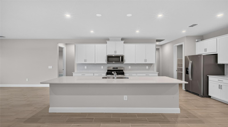 Parrish, Florida 34219, 4 Bedroom Bedrooms, ,2 Bathroombathrooms,Residential,For Sale,Pierce,0,Mfrtb8446169