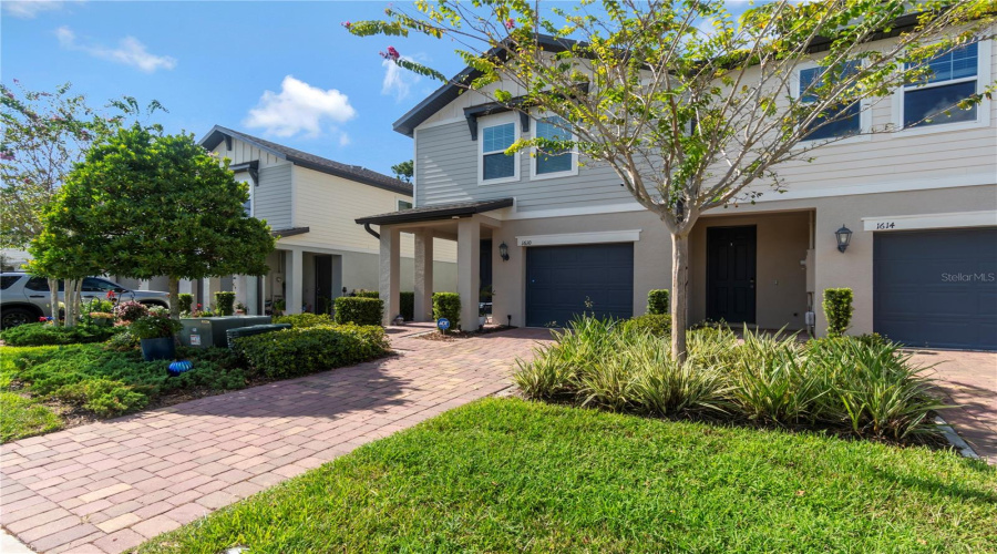 Casselberry, Florida 32707, 3 Bedroom Bedrooms, ,2 Bathroombathrooms,Residential,For Sale,Grand Rue,0,Mfro6433439