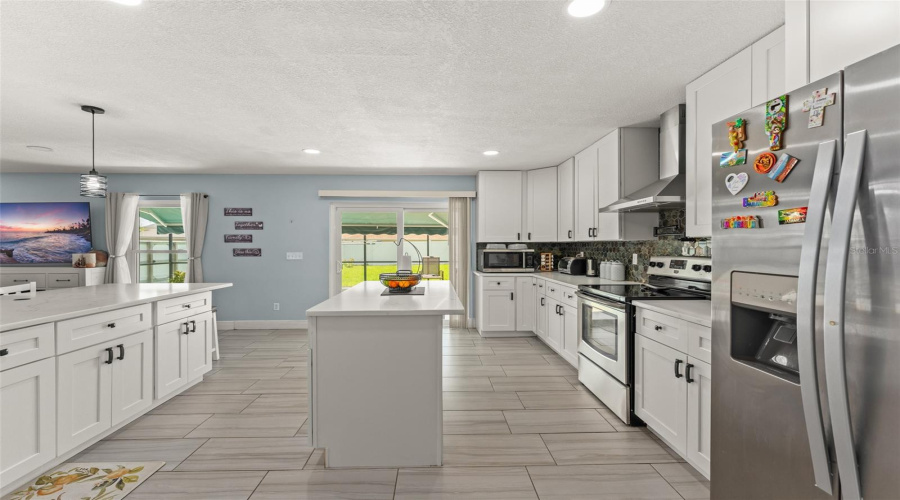 Orlando, Florida 32828, 5 Bedroom Bedrooms, ,2 Bathroombathrooms,Residential,For Sale,Sugargrove,0,Mfro6434914