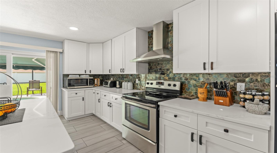 Orlando, Florida 32828, 5 Bedroom Bedrooms, ,2 Bathroombathrooms,Residential,For Sale,Sugargrove,0,Mfro6434914