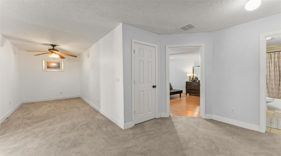 Orlando, Florida 32828, 5 Bedroom Bedrooms, ,2 Bathroombathrooms,Residential,For Sale,Sugargrove,0,Mfro6434914