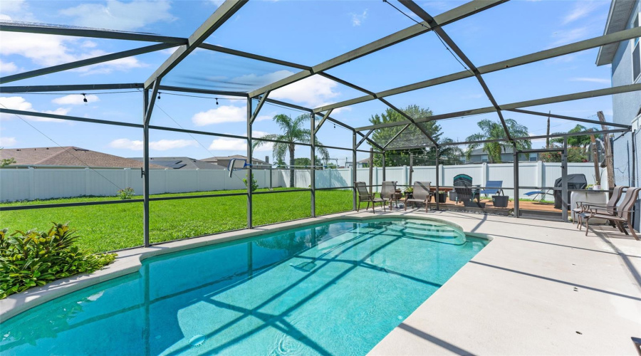 Orlando, Florida 32828, 5 Bedroom Bedrooms, ,2 Bathroombathrooms,Residential,For Sale,Sugargrove,0,Mfro6434914