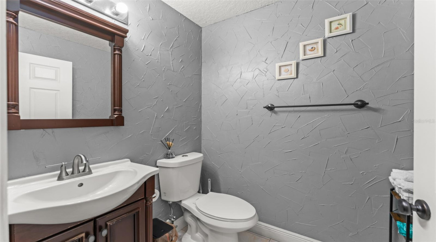 Orlando, Florida 32828, 5 Bedroom Bedrooms, ,2 Bathroombathrooms,Residential,For Sale,Sugargrove,0,Mfro6434914