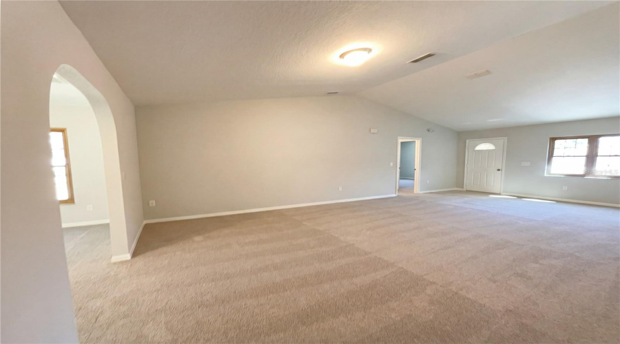 Dunnellon, Florida 34432, 3 Bedroom Bedrooms, ,2 Bathroombathrooms,Residential,For Sale,114Th,0,Mfro6384529